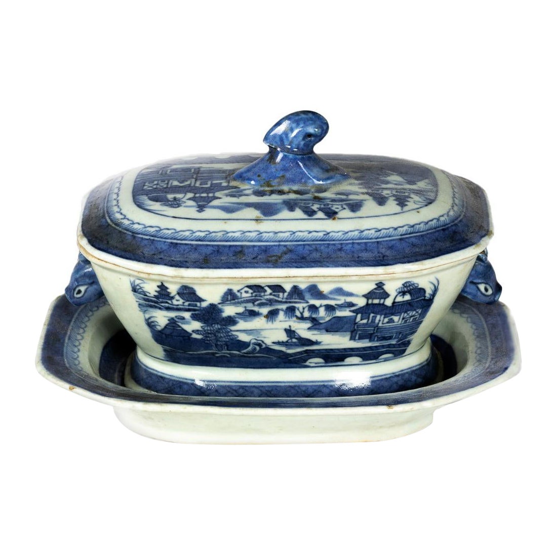 Miniature Tureen and Platter Chinese Blue Canton Porcelain, 19th Century