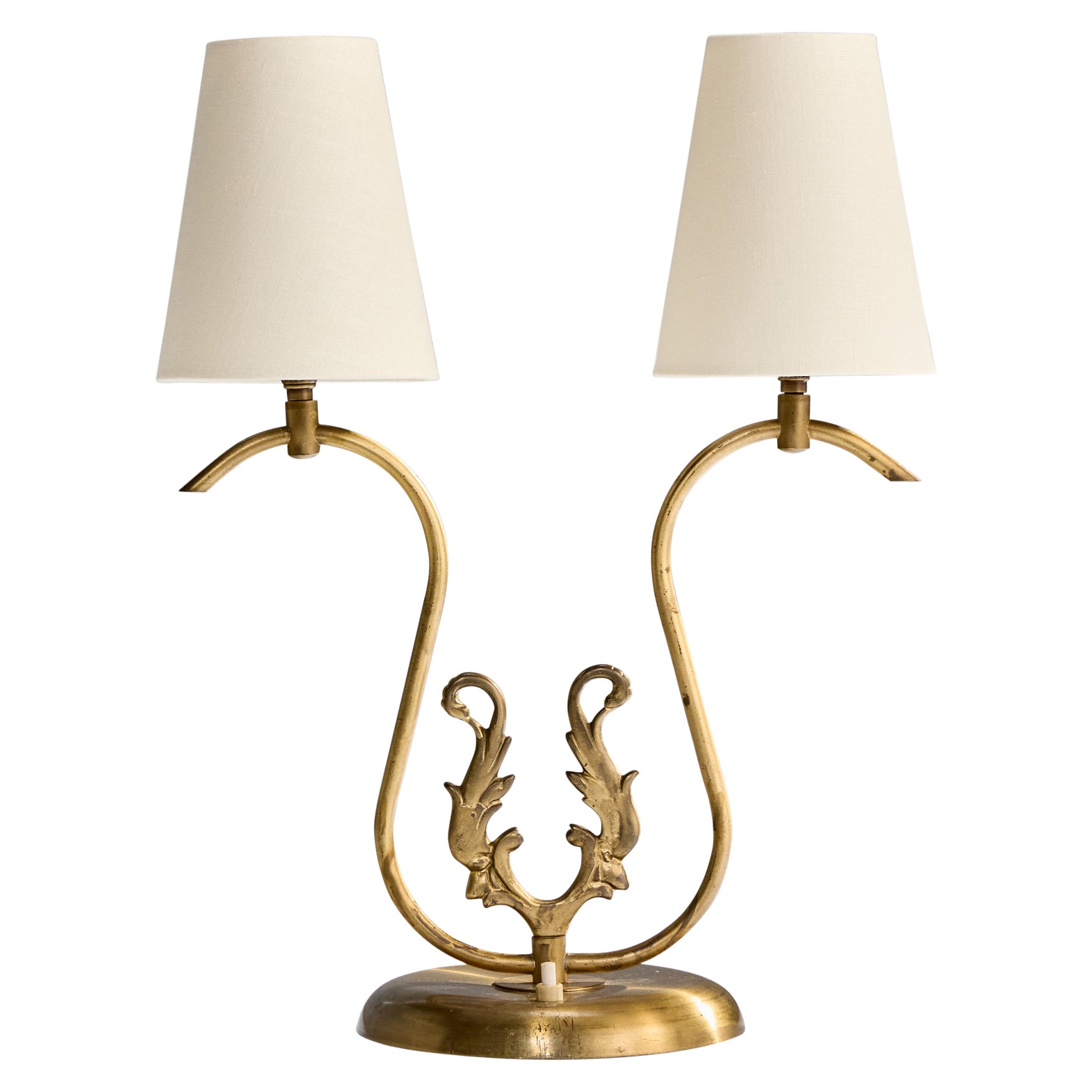 Créateur suédois, lampe de bureau, laiton, tissu, Suède, 1940