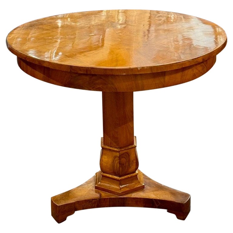 19th Century German Biedermeier Walnut Center Table