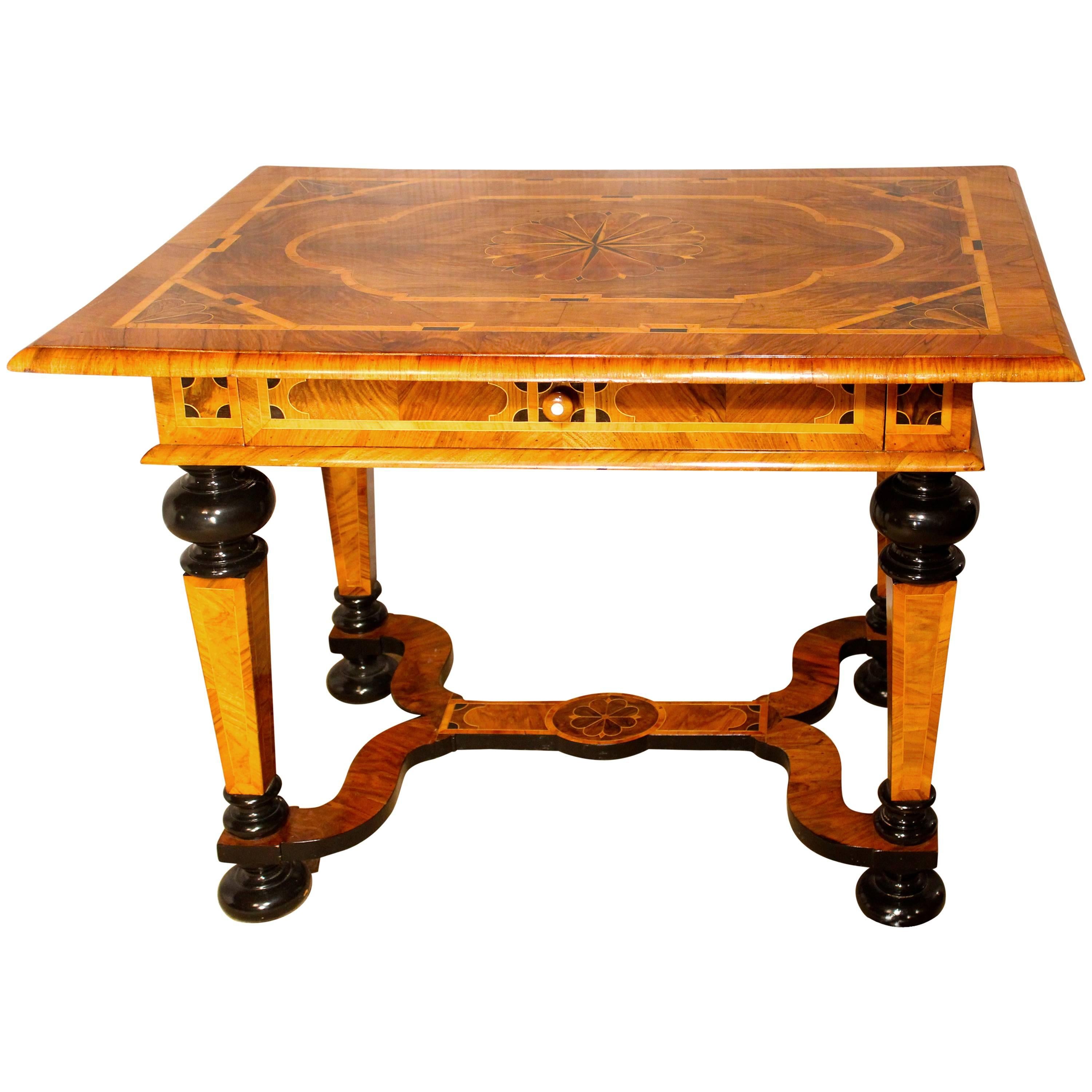Table baroque allemande du XVIIIe siècle