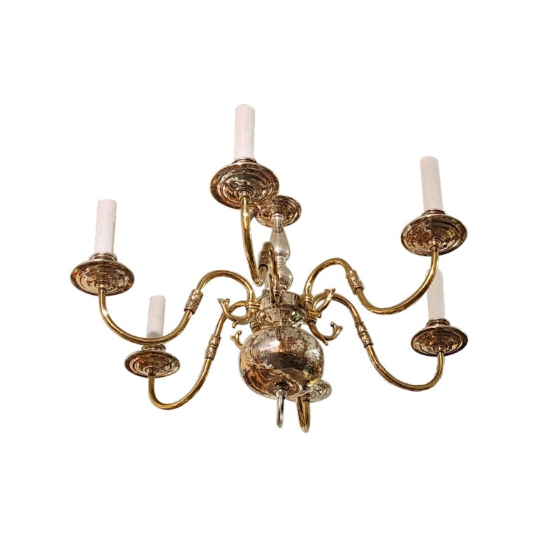 Candelabro de latón en venta