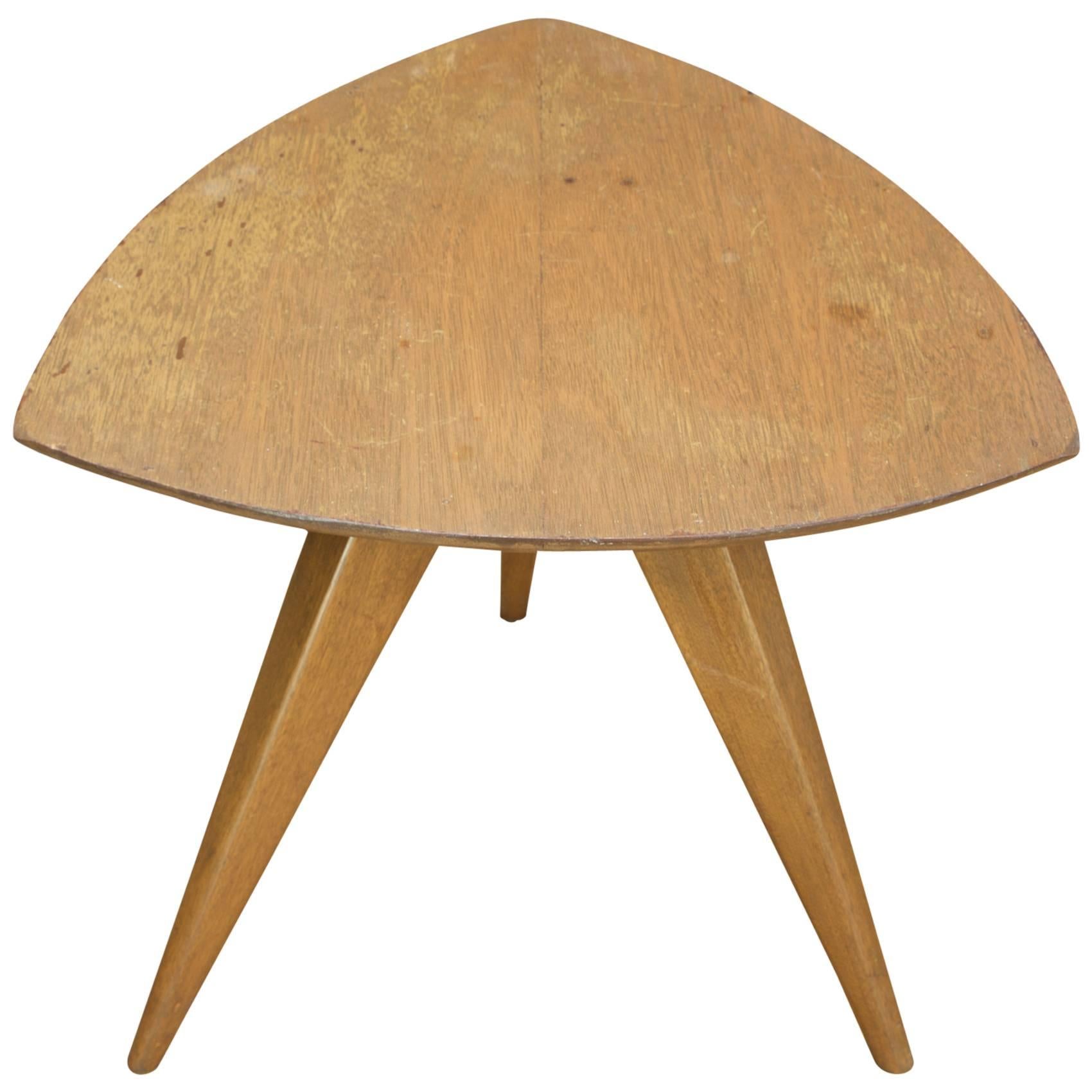 1950s Mid-Century Shield Tripod Table Paul Laszlo for Glenn of California For Sale