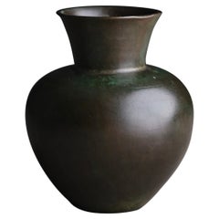 Jarrón Art déco de bronce modelo 30 de GAB, Suecia, años 30