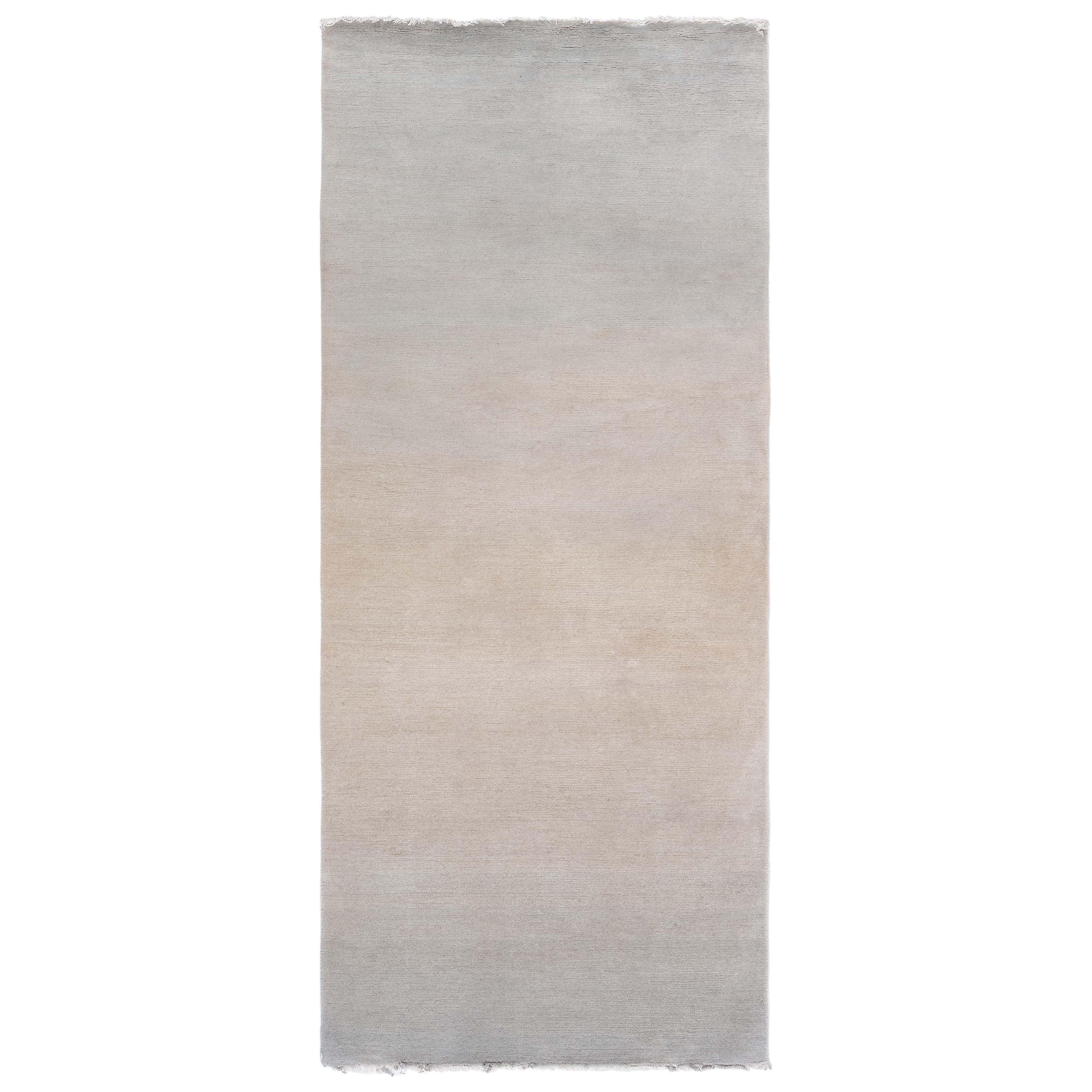 Contemporary Solid Beige Rug by Doris Leslie Blau in vendita