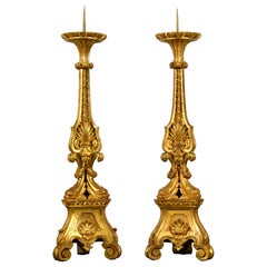 18th Century, Pair of Neoclassical Italian Carved and Gilt Wood Candlesticks