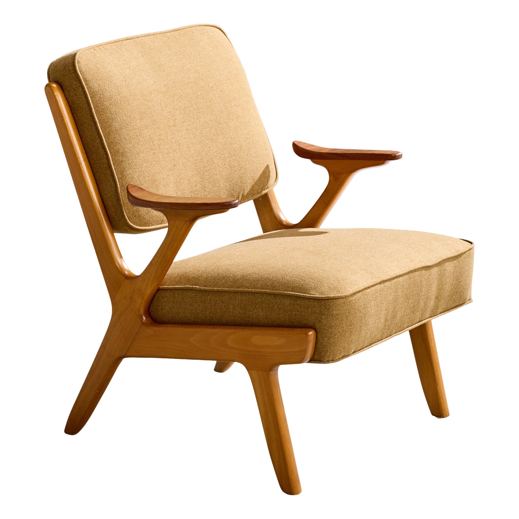 Sedia da salotto in legno e tessuto beige prodotta da Svegards Markaryd, Svezia, anni '50 circa.

Dimensioni complessive (pollici): 31,75 