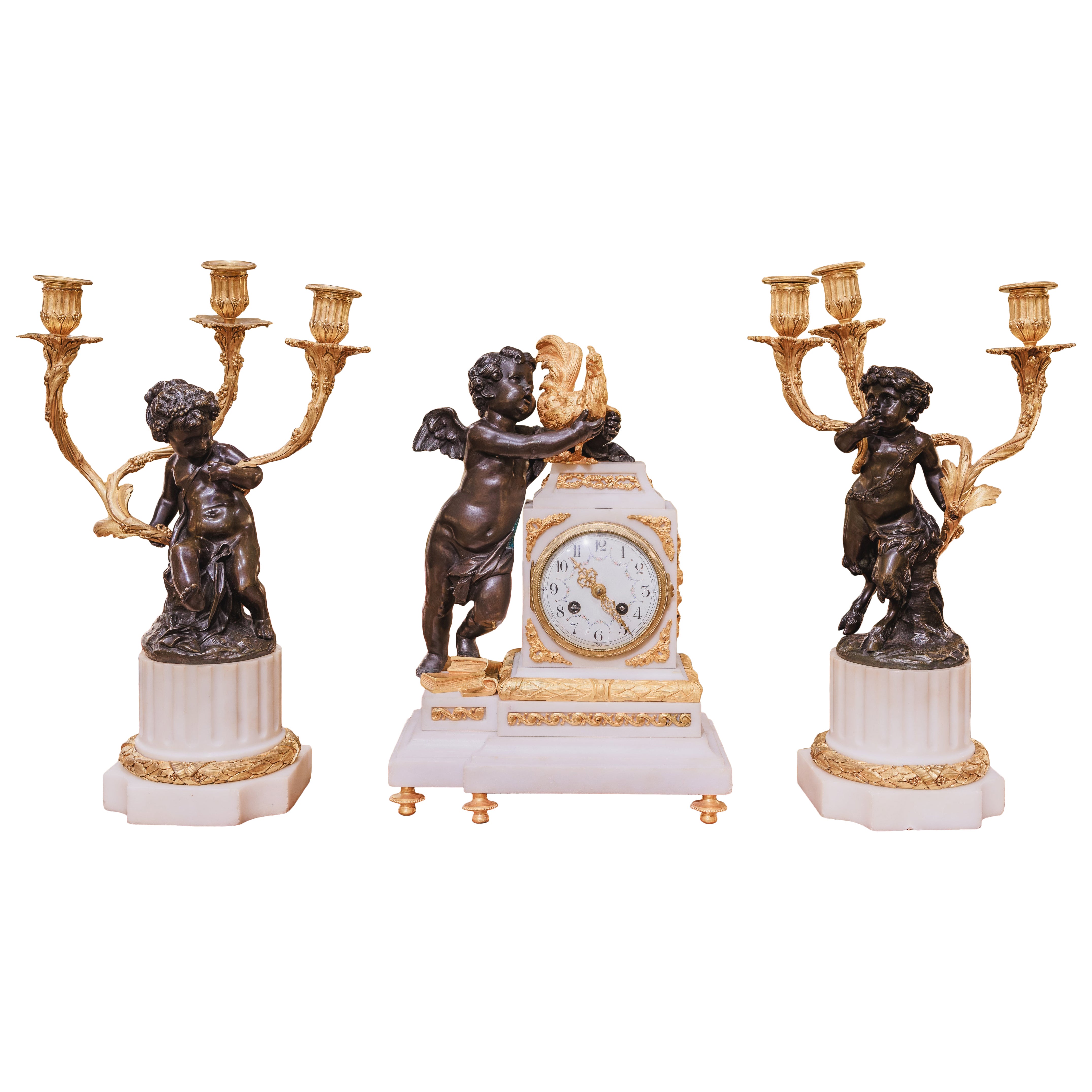 Raffinata pendola francese del XIX secolo in marmo di Carrera e bronzo. Bronzo dorato fine in vendita
