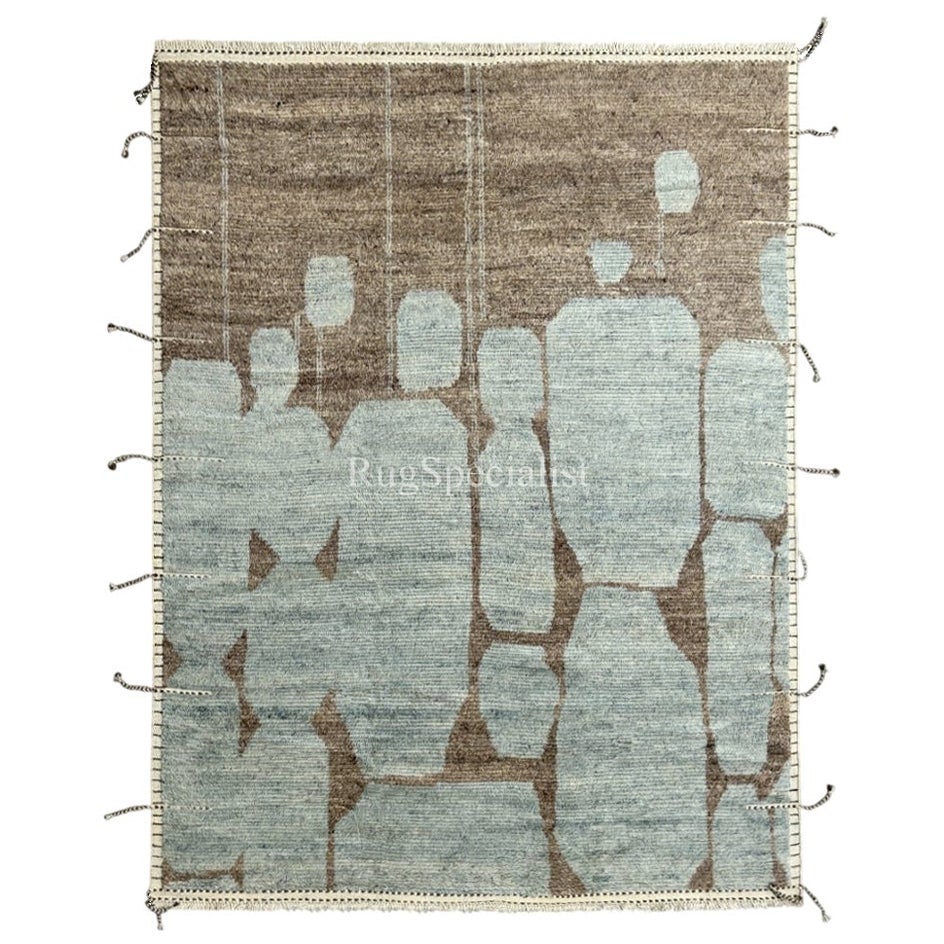 8x10 ft Zeitgenössischer handgeknüpfter marokkanischer Design-Teppich. Blau und Braun. 100% Wolle im Angebot