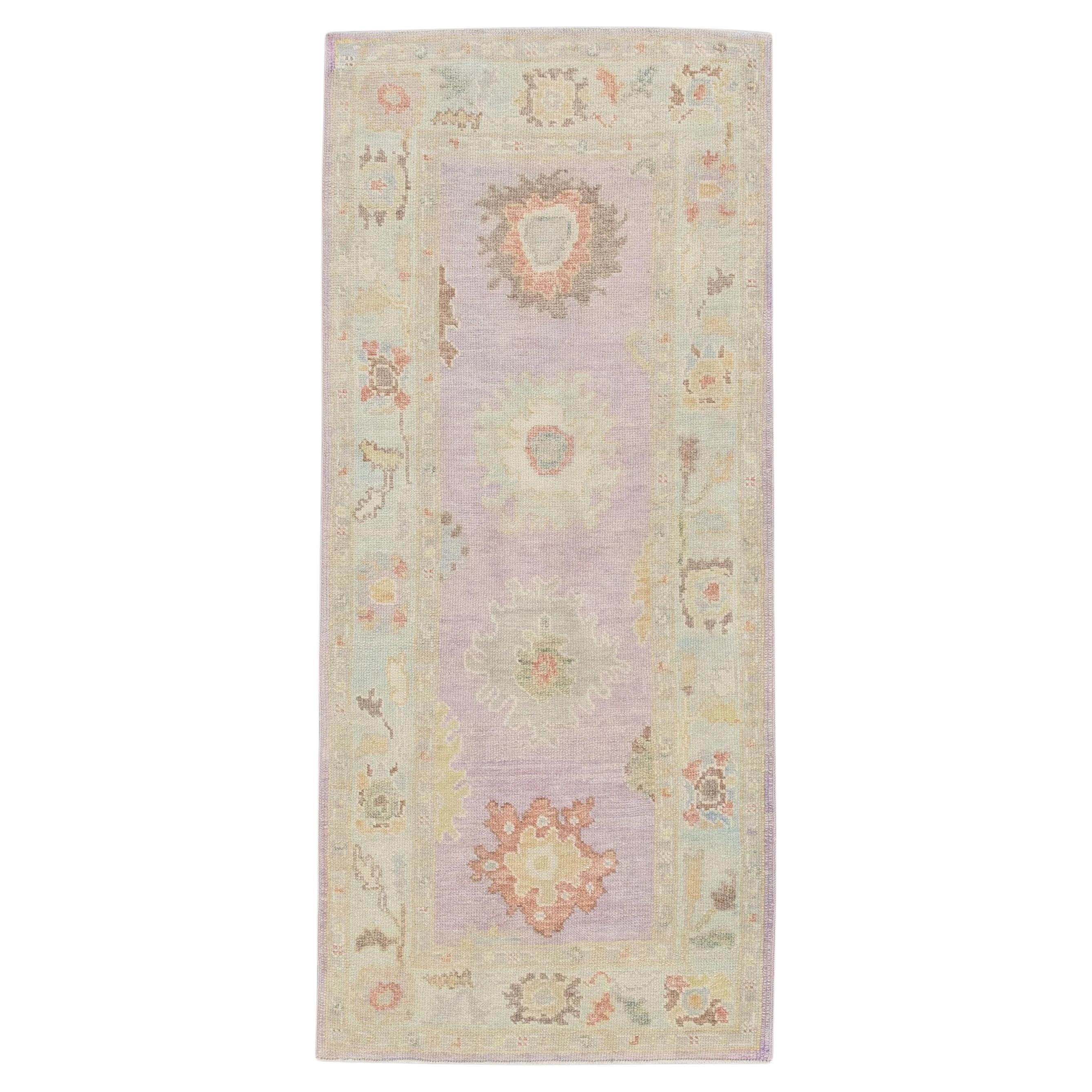Alfombra turca Oushak Alfombra de lana tejida a mano rosa, marfil y melocotón 3'1" x 6'10" en venta