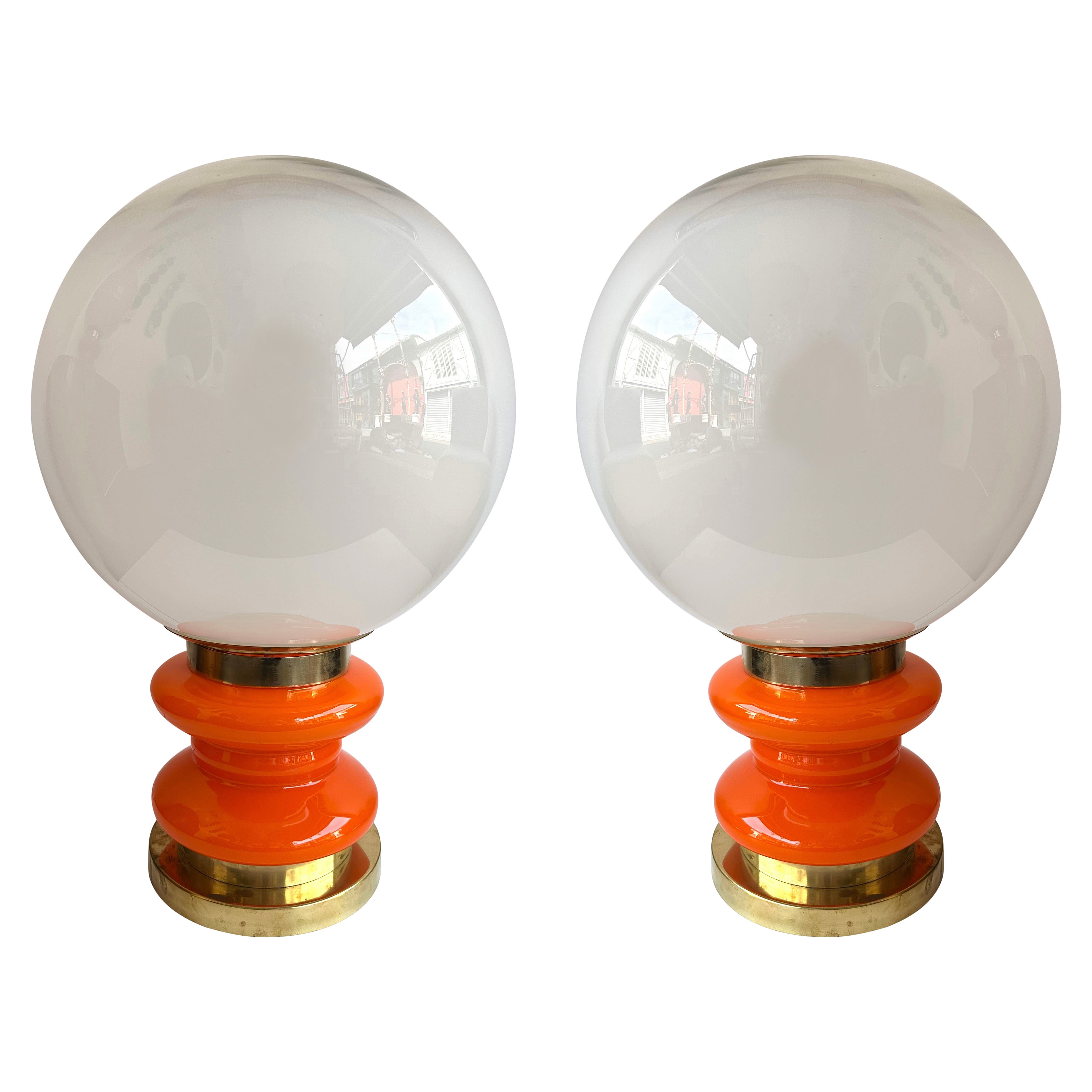 Contemporary Pair of Brass and Orange Murano Glass Bulbs Lamps, Italy
