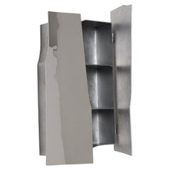 "Schicht über Schicht" Spiegelschrank aus Aluminium und Inox von Linde Freya Tangelder