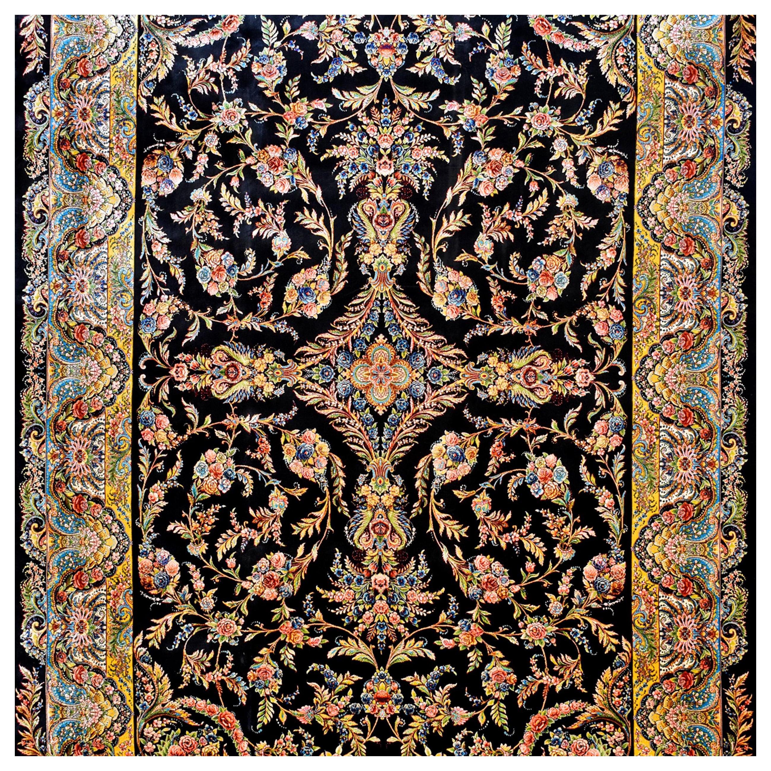Anglais Tapis en soie naturelle de style Kashan à fleurs noires, 5x7.5 - en stock en vente