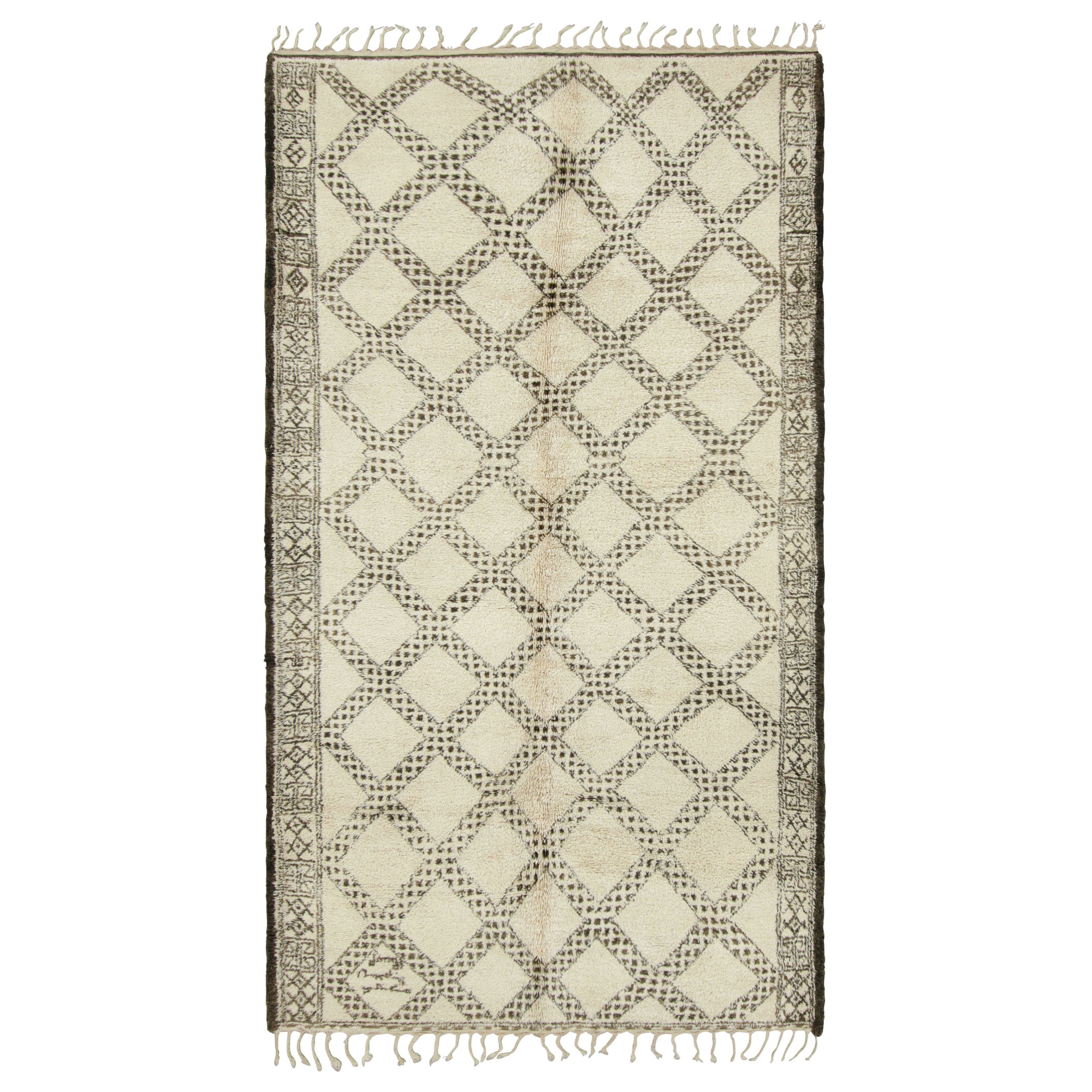 Vintage Moroccan Rug, Cream & Black with Diamond Patterns - Rug & Kilim