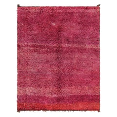 Vintage Moroccan Rug in Magenta with High Pile - Rug & Kilim