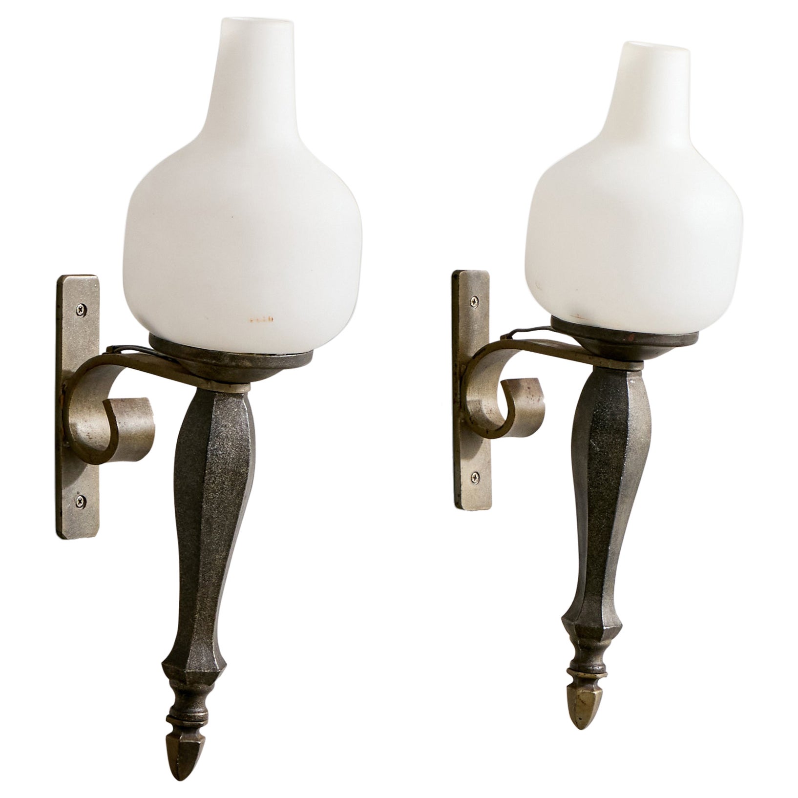 Design/One, appliques, bronze, fer, verre, France, années 1950 en vente