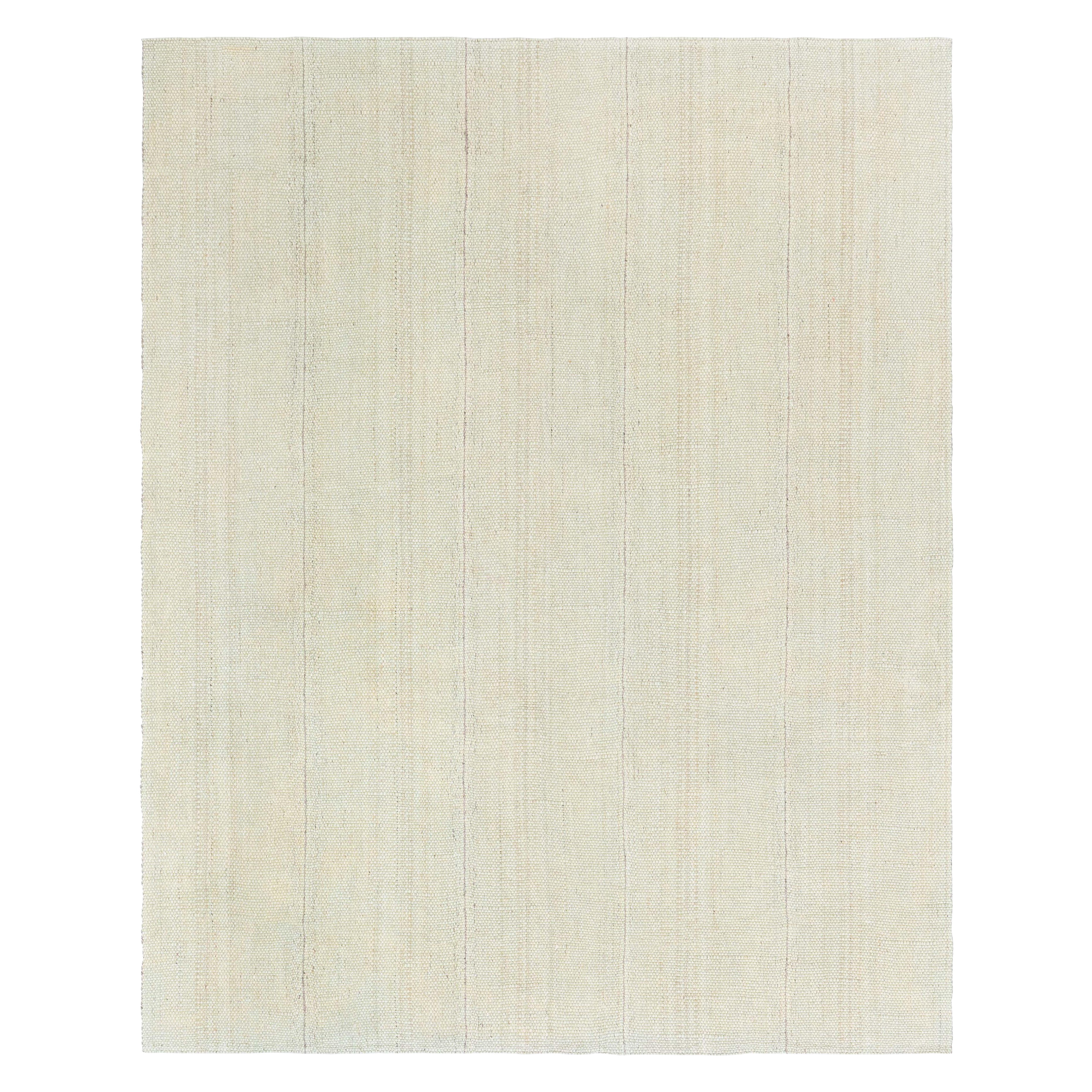Contemporary Very Light Green Flat Weave Rug von Doris Leslie Blau im Angebot