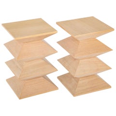 Paire de tables d'appoint en placage d'Oak Oak de style Brancusi