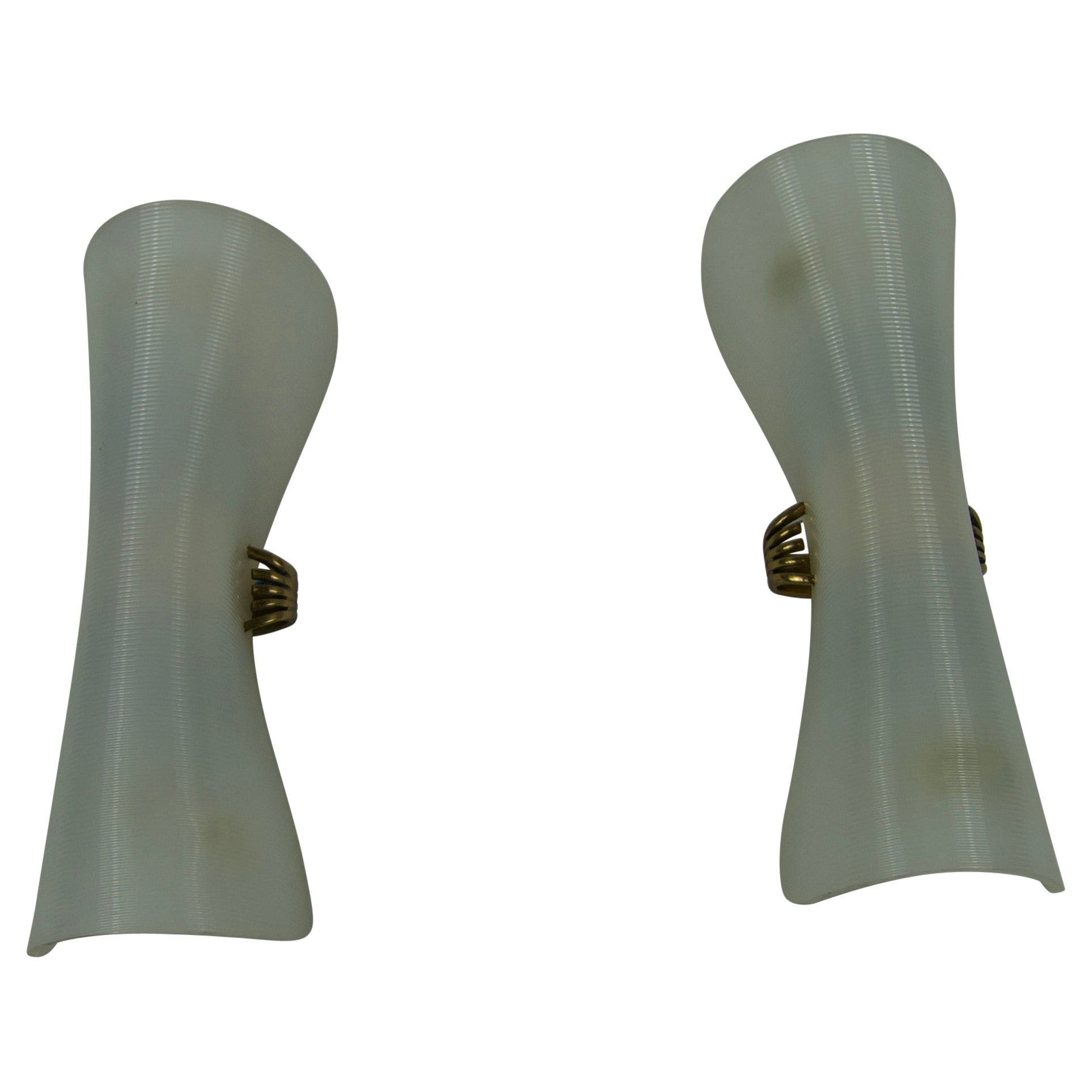 Pair of Mid-Century Brass and Plexi Glass Wall Lamps, Italy, 1960s