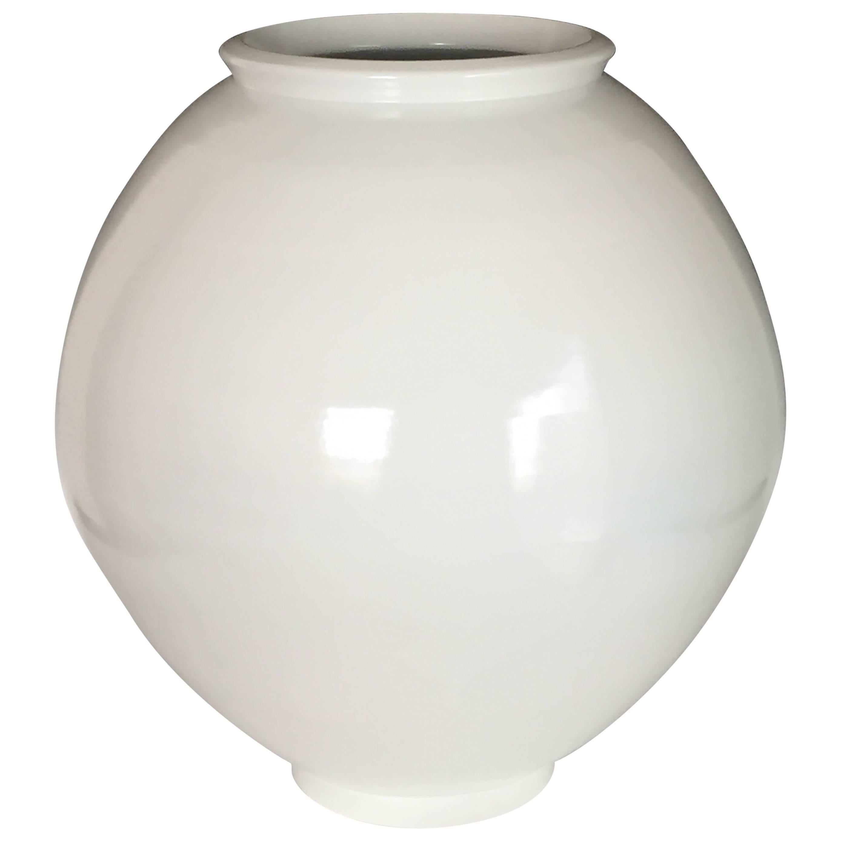 Large Contemporary Porcelain Moon Jar by Kim Yikyung