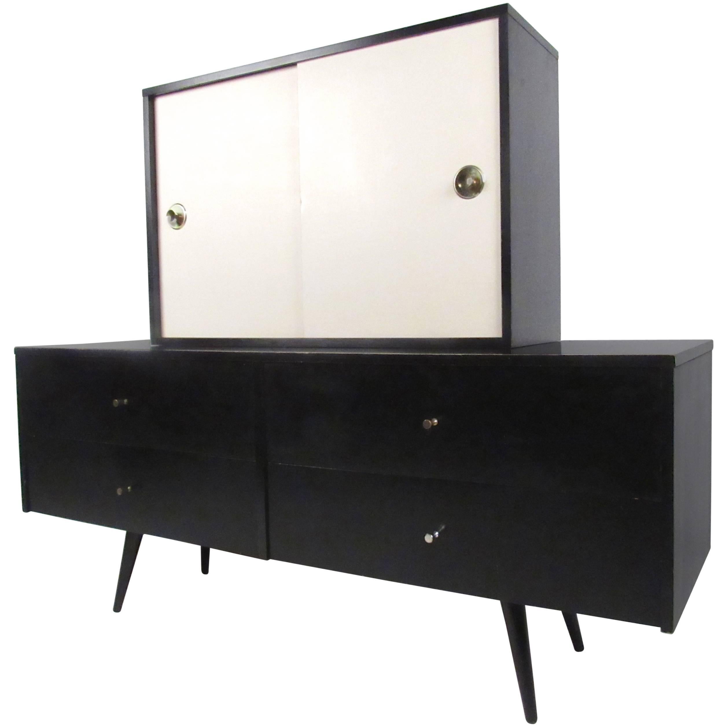 Paul McCobb Credenza with Cabinet Top For Planner Group