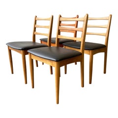 Set of 4 Mid-Century 1970’s dining chairs by Schreiber Furniture