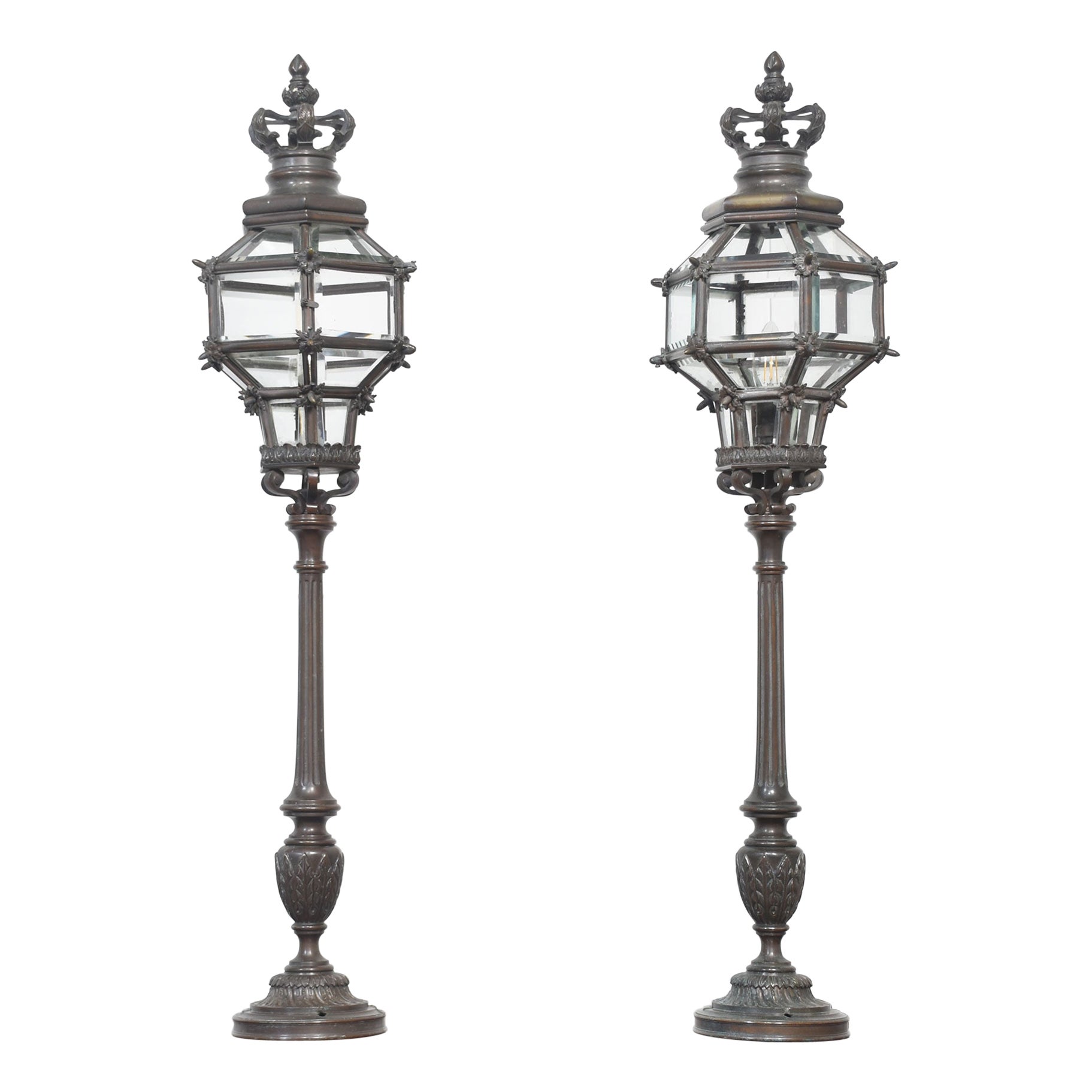 Pair of bronze newel post lamps For Sale