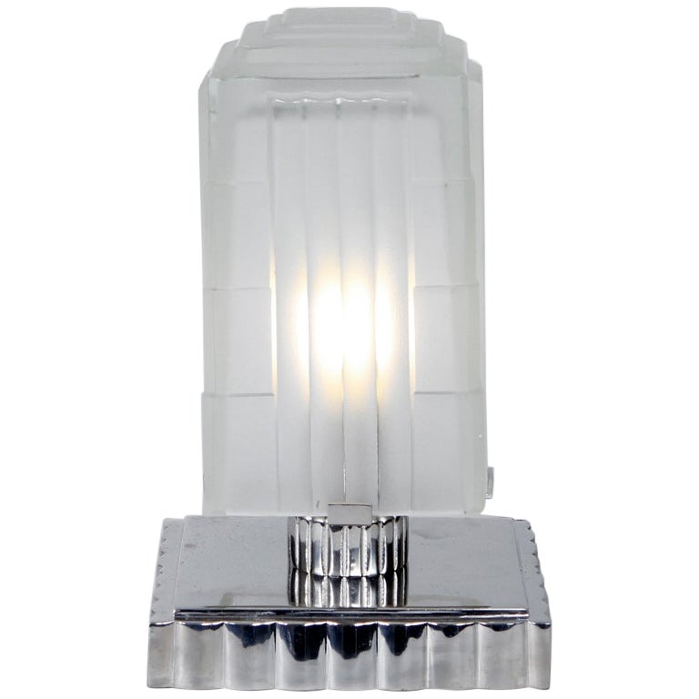 French Art Deco table lamp by Sabino For Sale