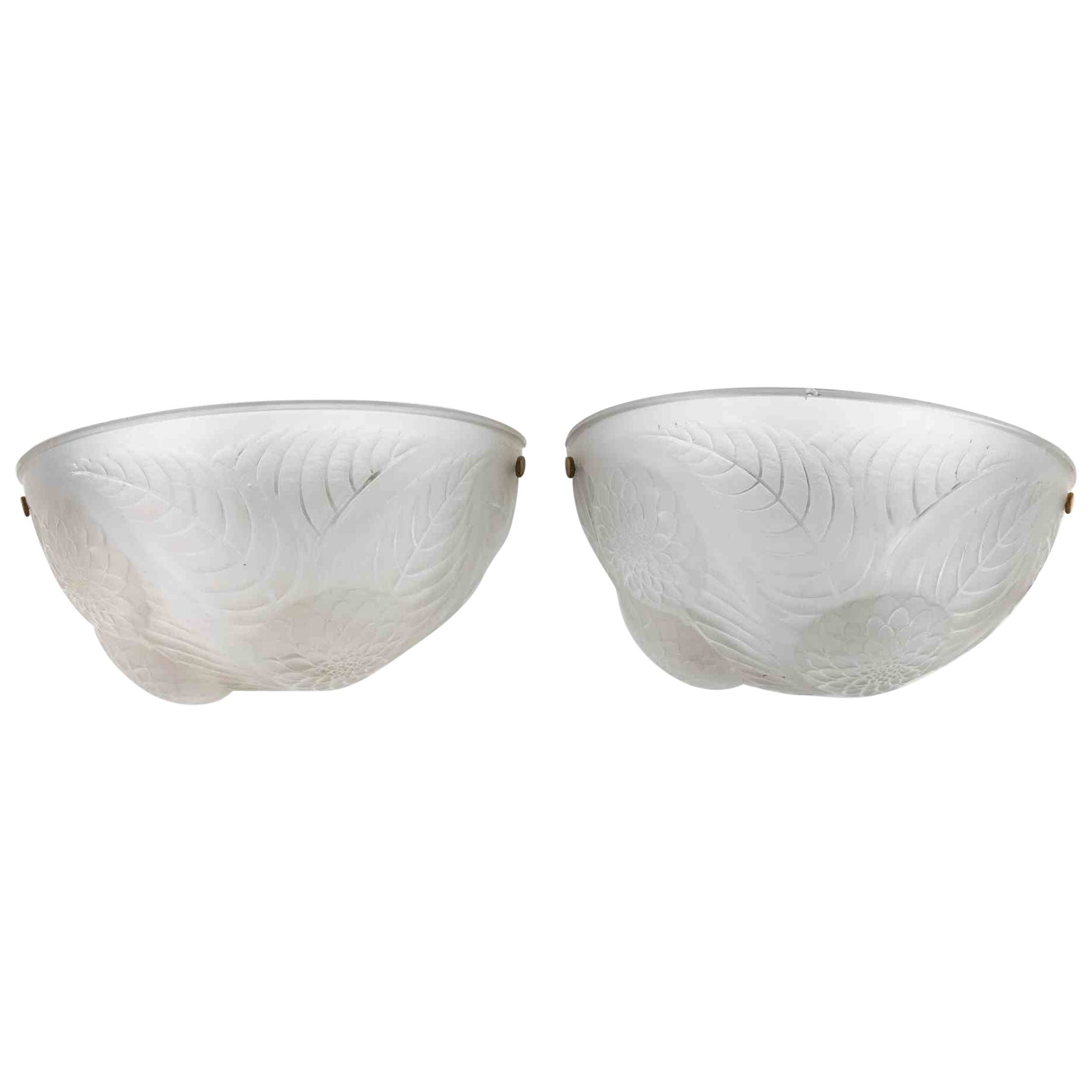 Pair of "Dahlias" Frosted Glass Sconces by René Lalique, 1921