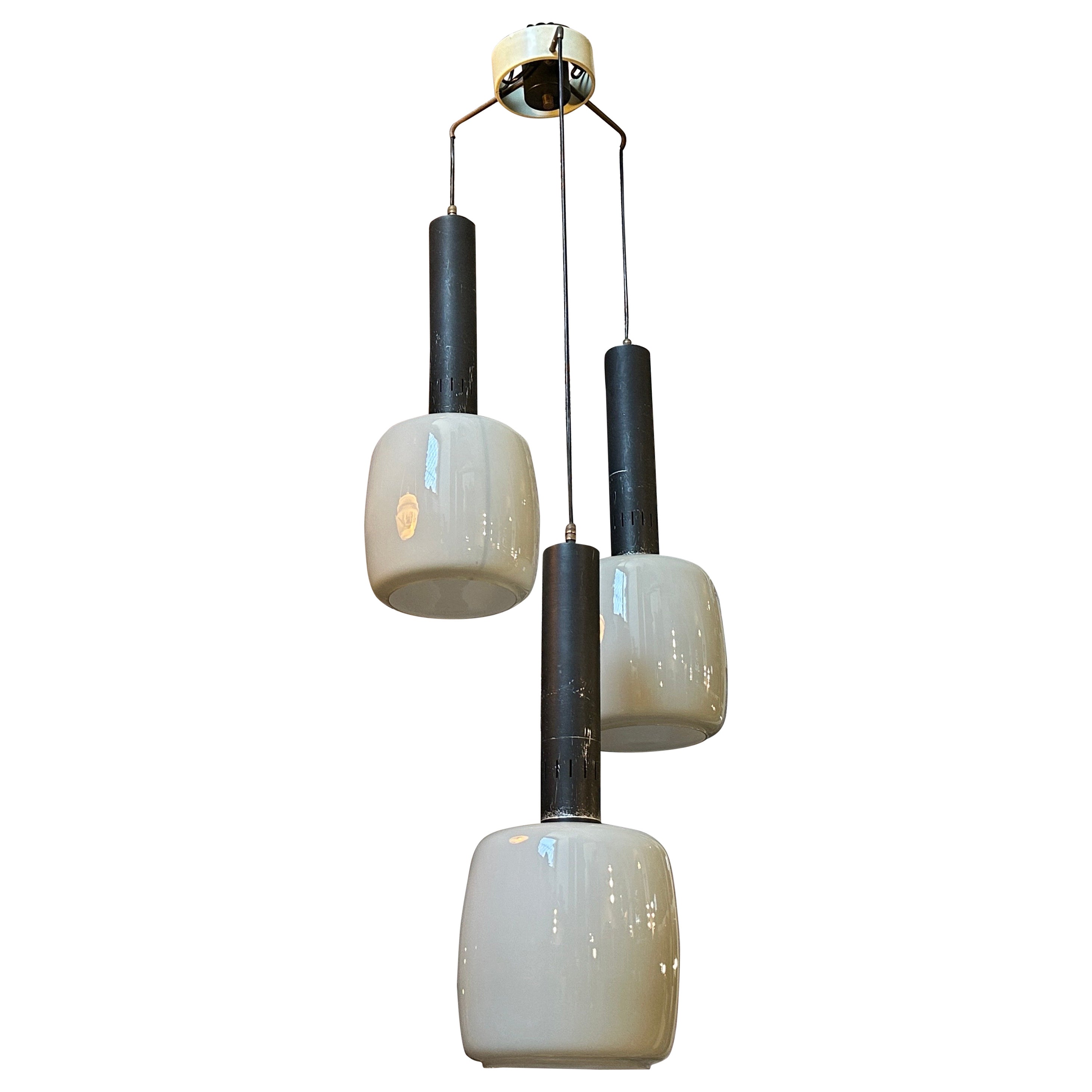 1960s Stilnovo Attributed Mid-Century Modern Gray Opaline Italian Chandelier For Sale