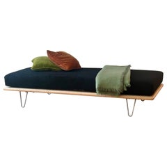 Mid Century Hair Pin Legs Daybed George Nelson Herman Miller