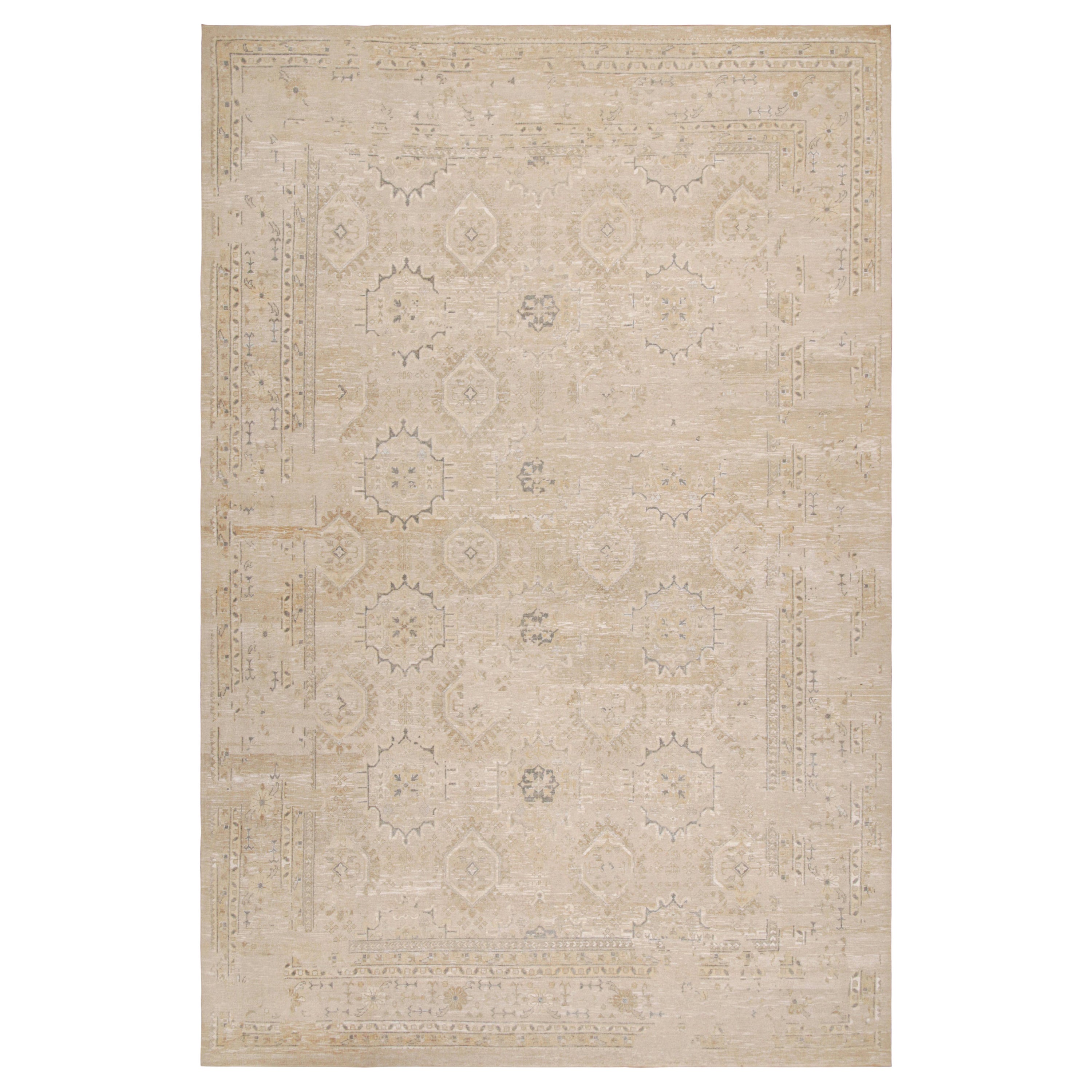 Rug & Kilim’s Oushak Style Rug in Beige & grey Geometric Patterns For Sale