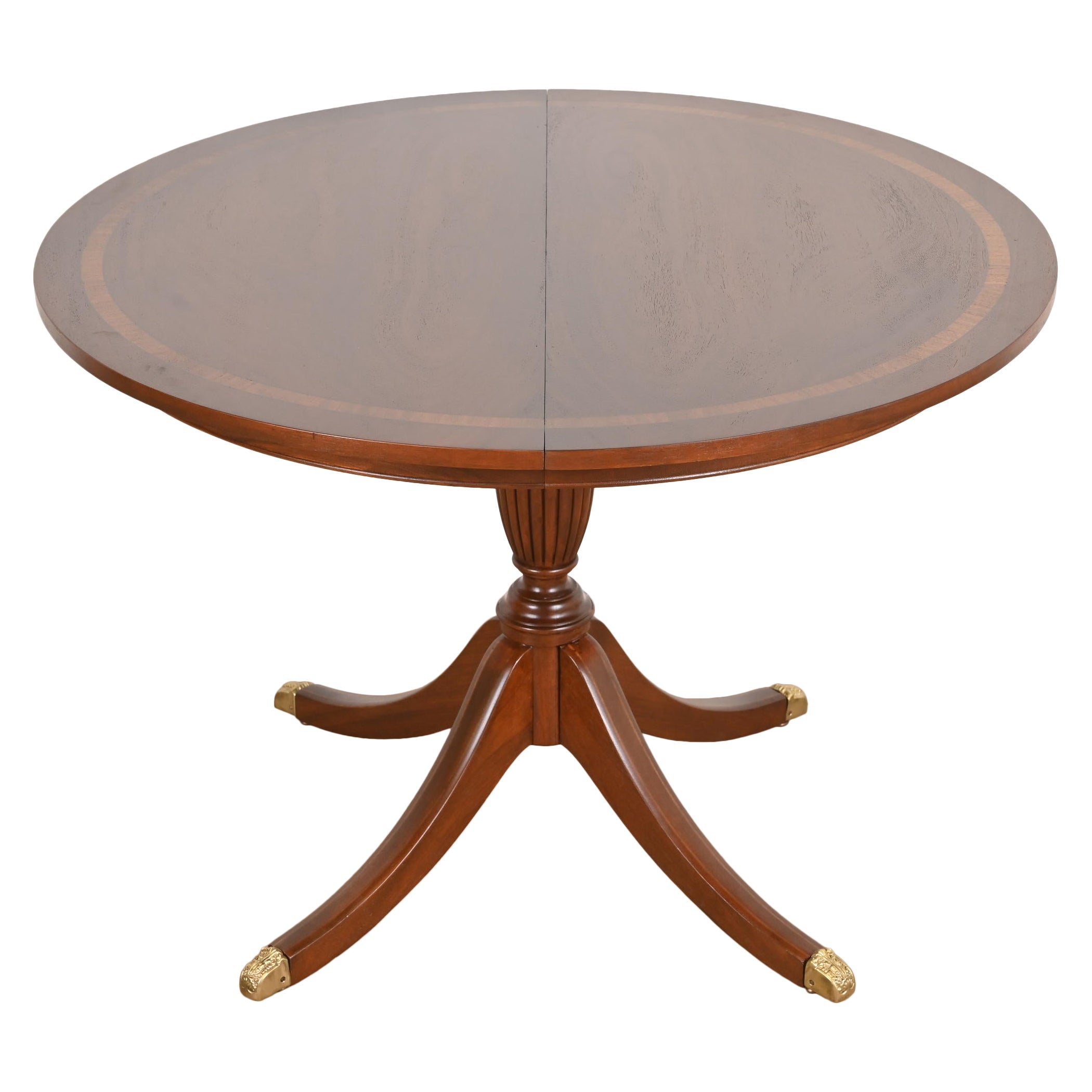 Baker Furniture Style Georgian Banded Mahogany Pedestal Extension Dining Table For Sale