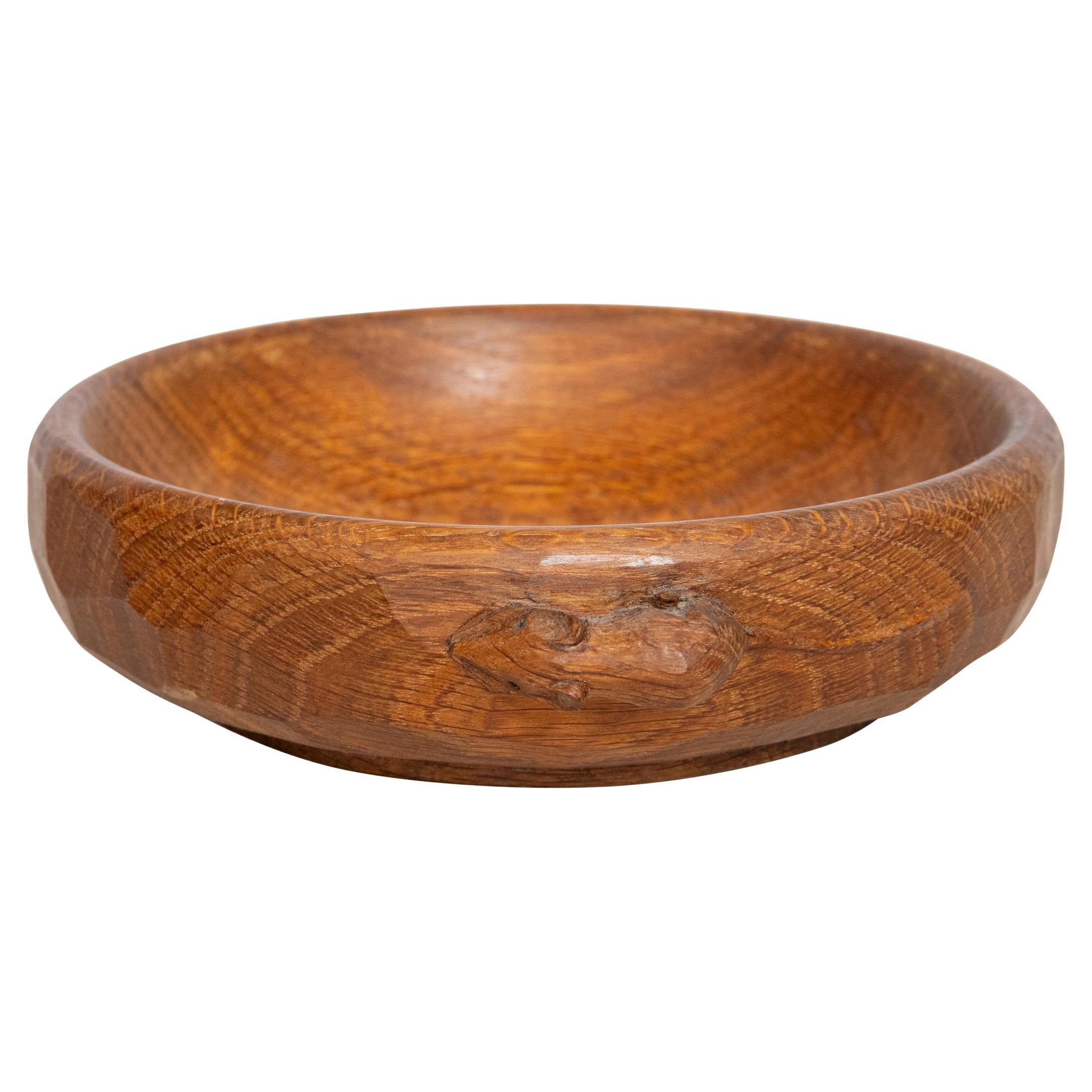 Small Oak Bowl by Robert Thompson, England circa 1960 For Sale