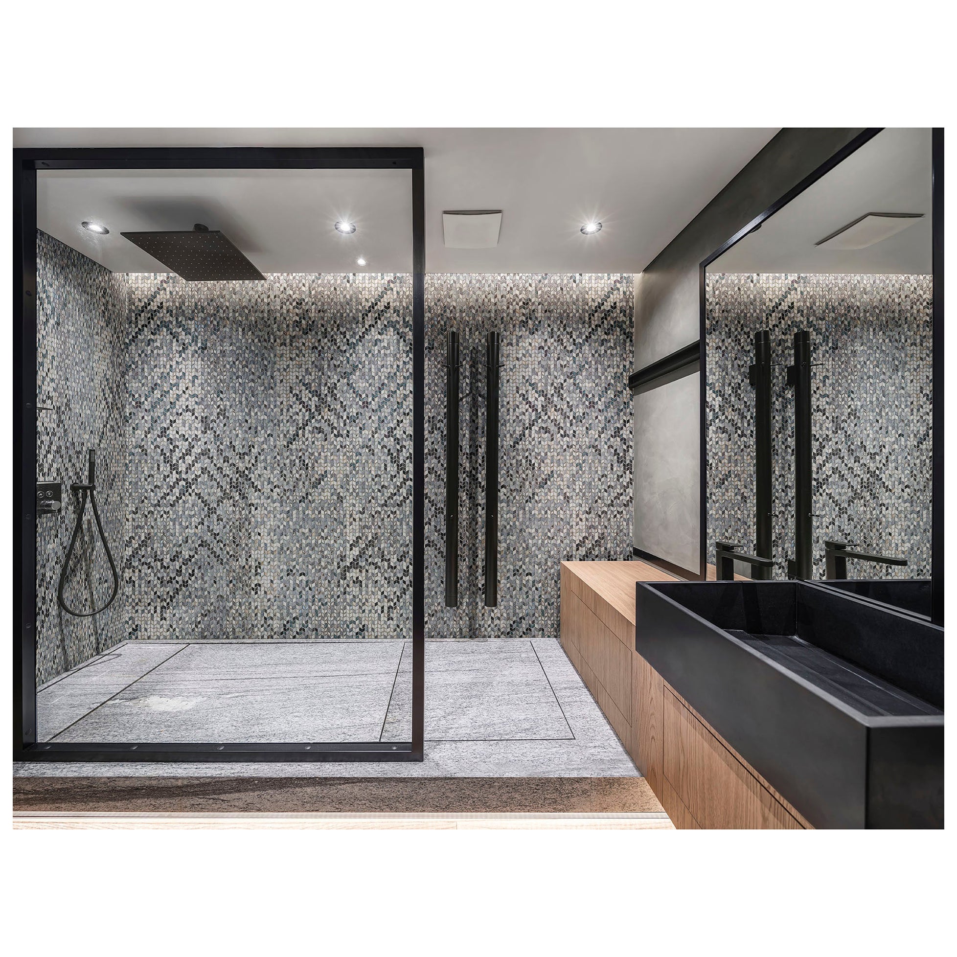 New And Custom Bathroom Fixtures