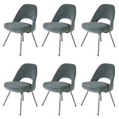 Set of Six Saarinen Side Chairs, Knoll