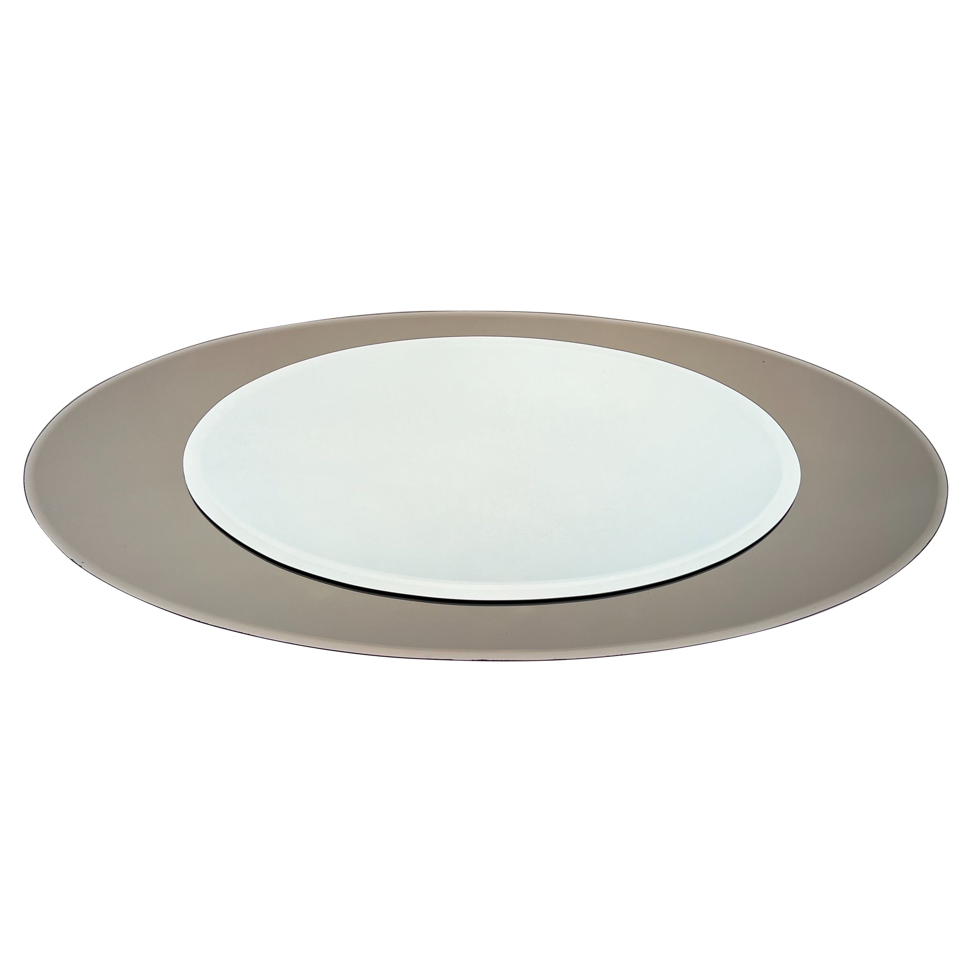 Espejo oval grande de Fontana Arte. Alrededor de 1970 en venta