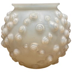 A R.Lalique Opalescent Palissy Art Déco Glass Vase