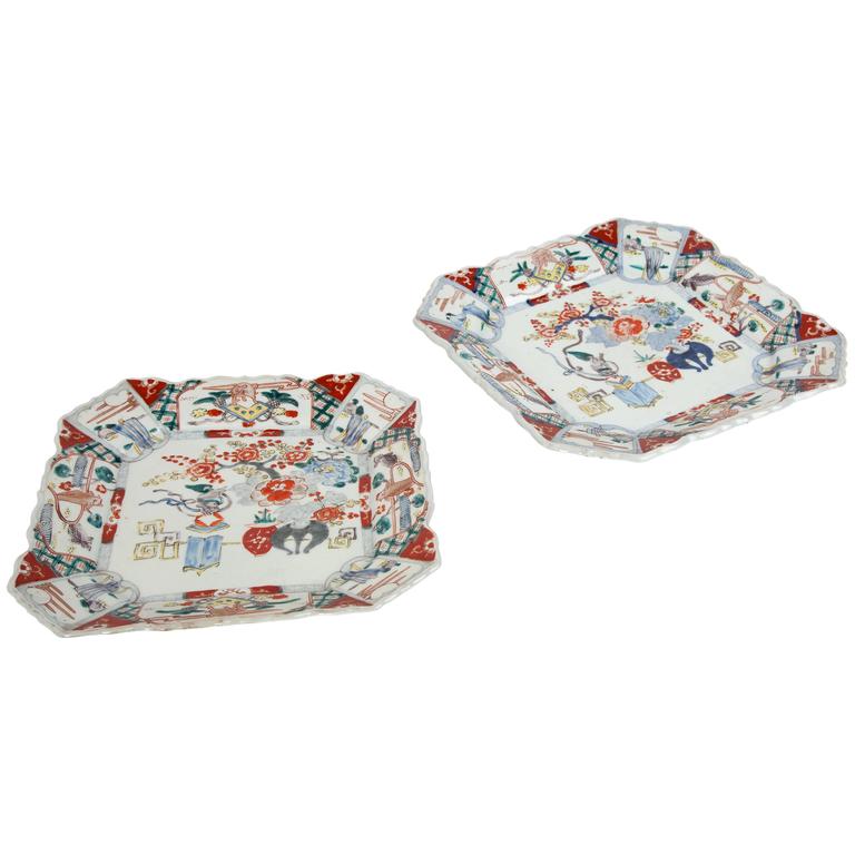 Pair of Antique Japanese Porcelain Plates For Sale