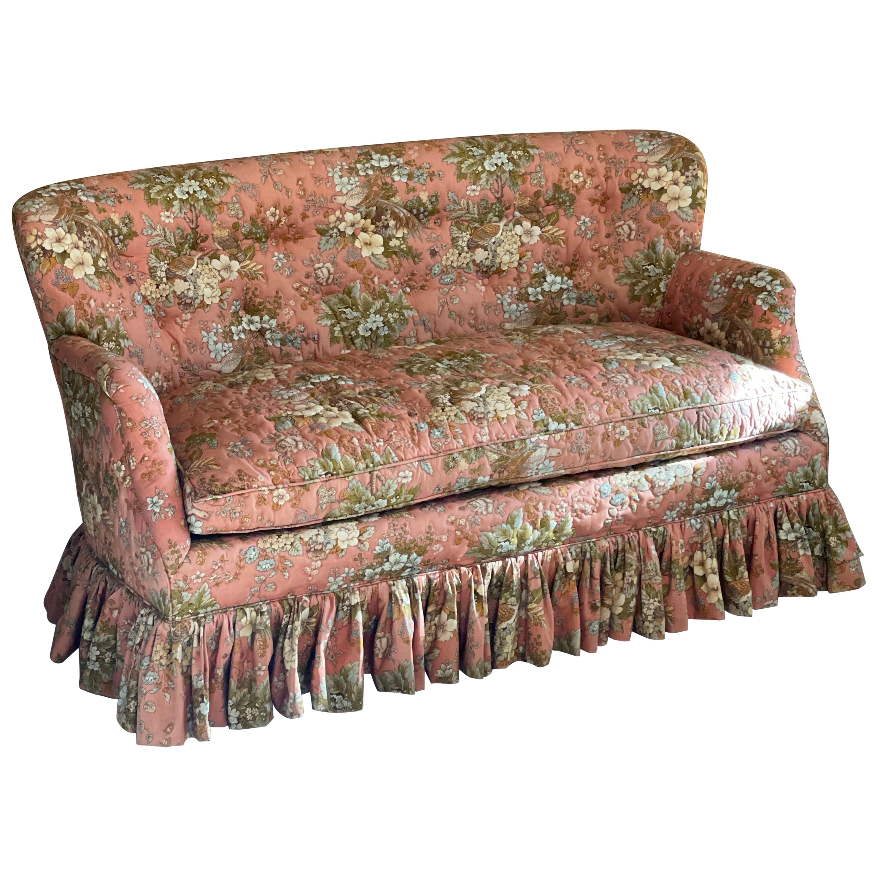 Vintage Cottage Floral Love Seat For Sale