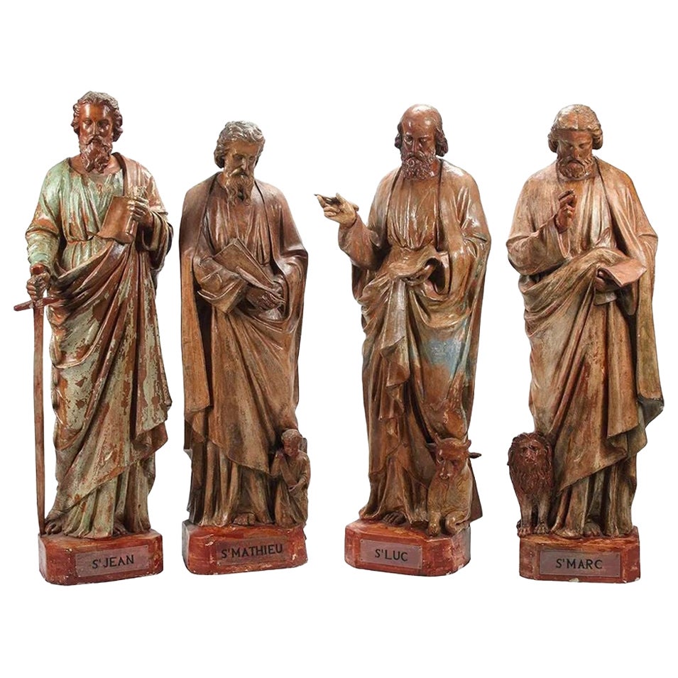 Unglaubliche und seltene französische Terrakottastatuen der vier Evangelisten im Angebot