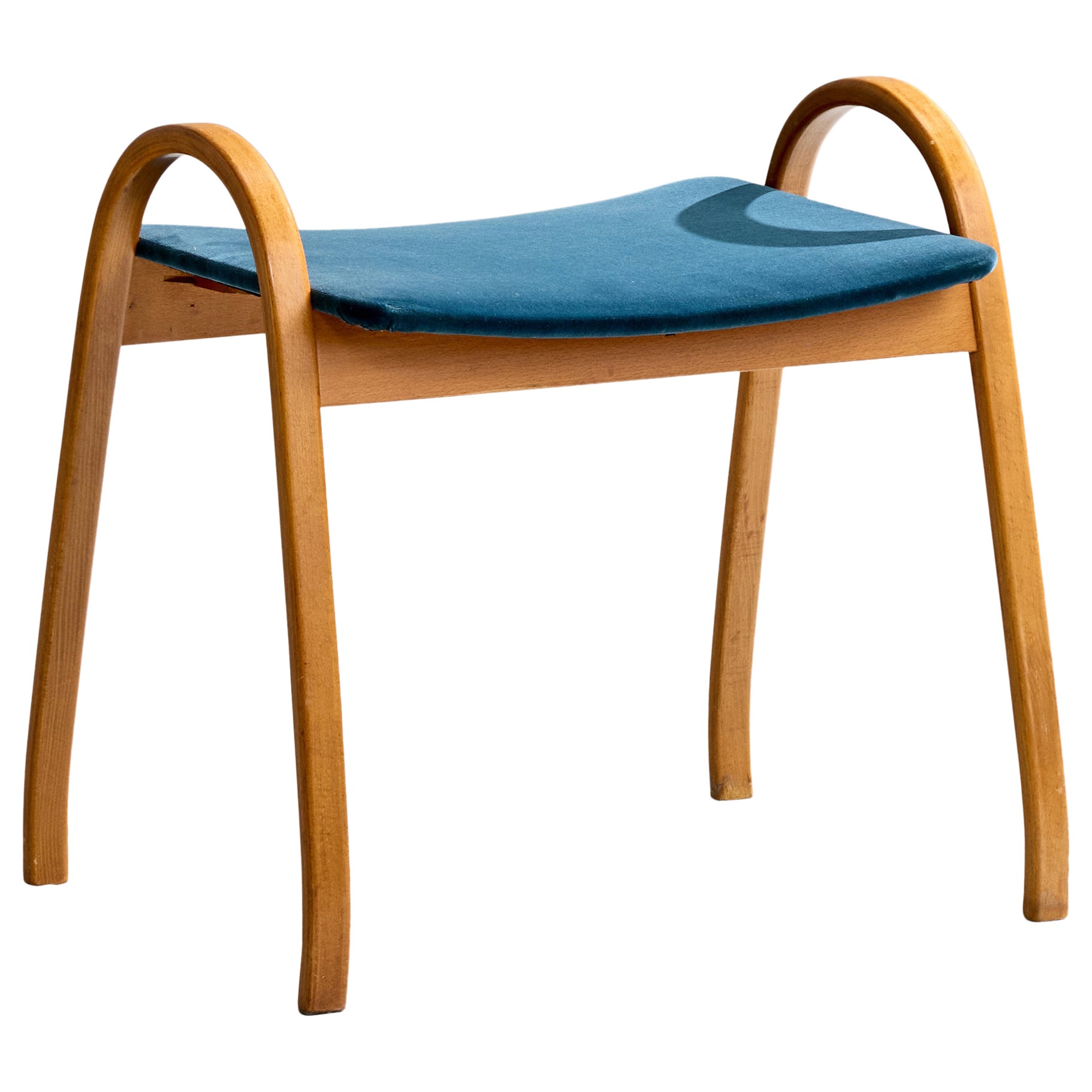 Sgabello di design svedese, legno di bengala, velluto, Svezia, anni '50 in vendita