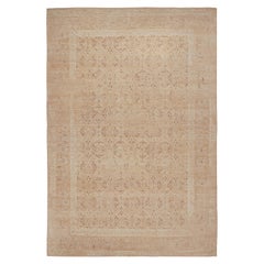Rug & Kilim's Oushak Style Oversized Rug in Beige-Brown All Over Pattern (tapis surdimensionné de style Oushak en beige et marron)