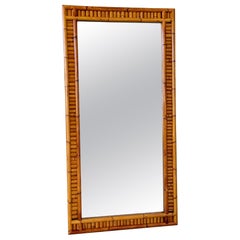 Espejo de pared o de suelo de bambú partido, monumental, orgánico y moderno, de mediados del siglo XX