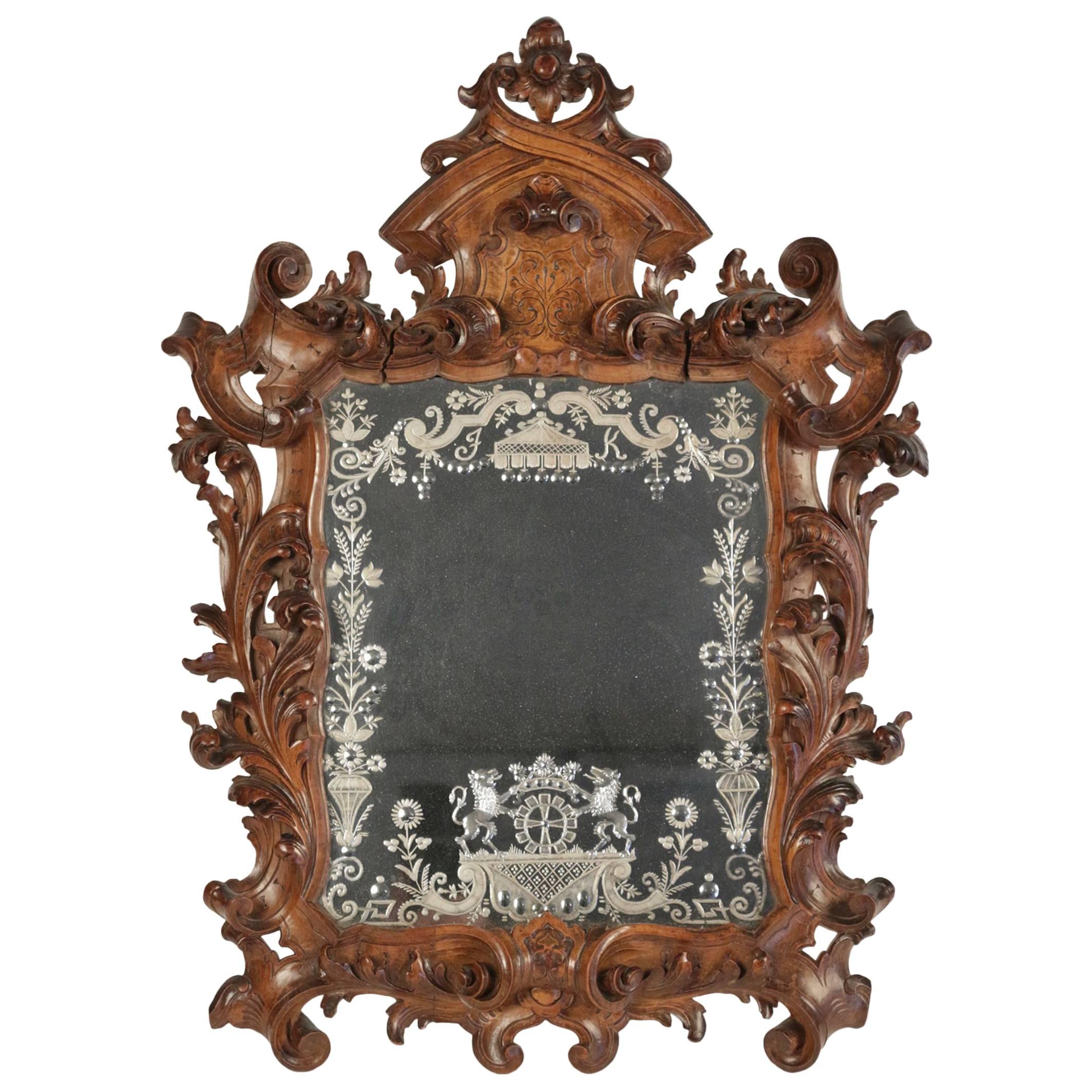 Mirror with Geometrics Motifs Surrounded by a Frame Beautifully Detailed