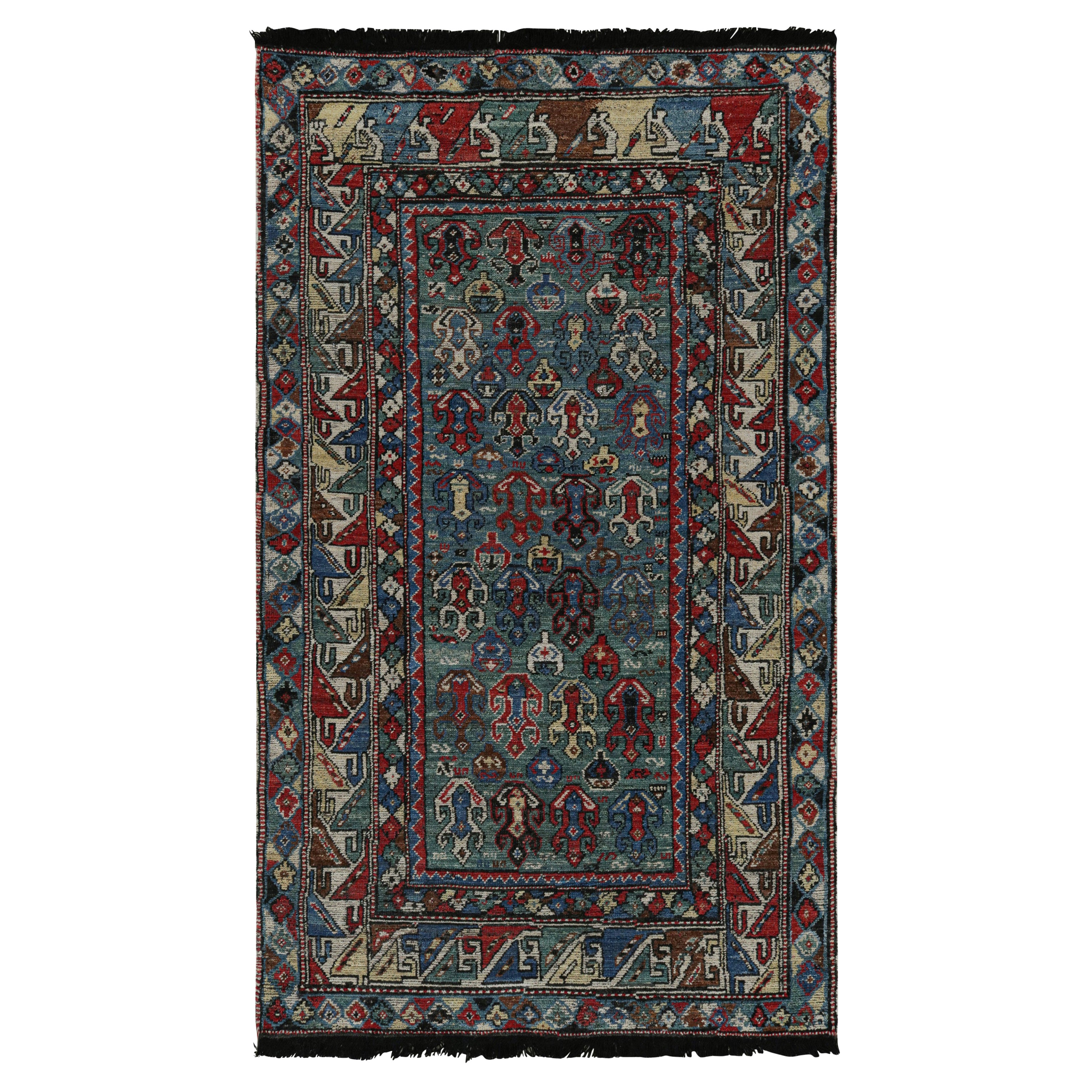 Tapis de style tribal de Rug & Kilim à motifs géométriques verts, bleus et rouges en vente