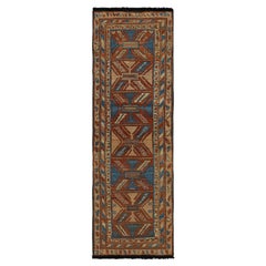 Tapis de course de style tribal de Rug & Kilim à motifs géométriques beiges, rouges et bleus