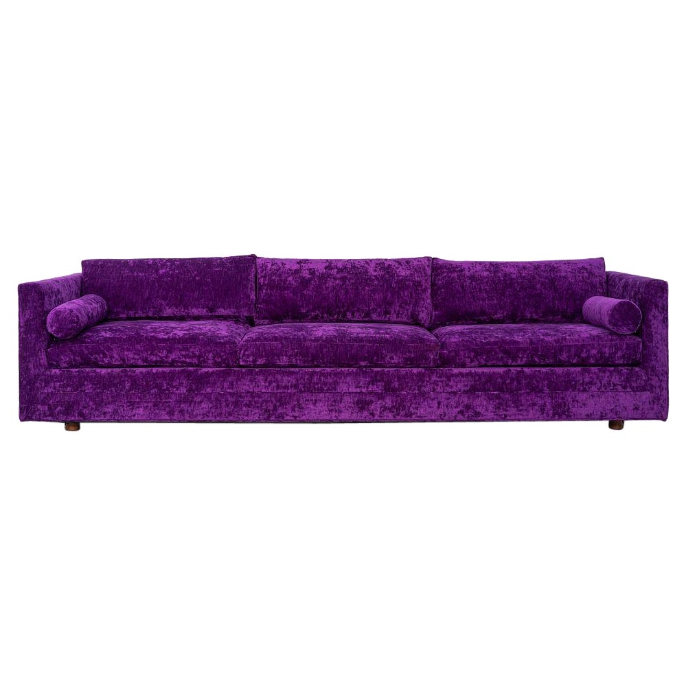 1970 Harvey Probber Attributed Canapé Tuxedo en velours violet, 2x disponible en vente