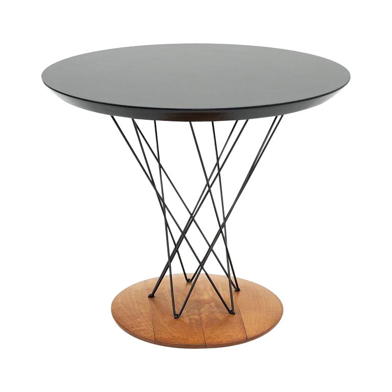 1950 Isamu Noguchi for Knoll Table cyclonique pour enfants avec plateau de 24 pouces, Model No 87 en vente