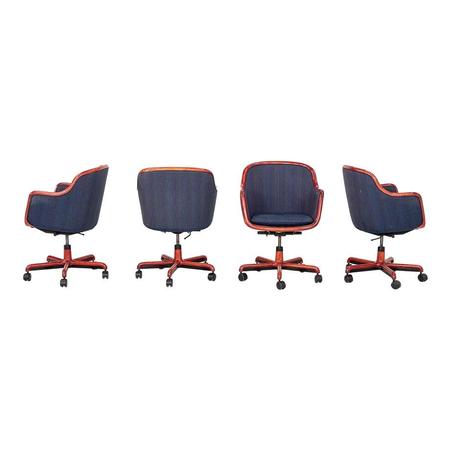 1986 The Bennetts for Brickel Associates Executive Office Chair in with Fabric (Chaise de bureau avec tissu)
