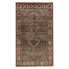 Alfombra persa Gabbeh vintage en beige-marrón con medallón geométrico - Rug & Kilim